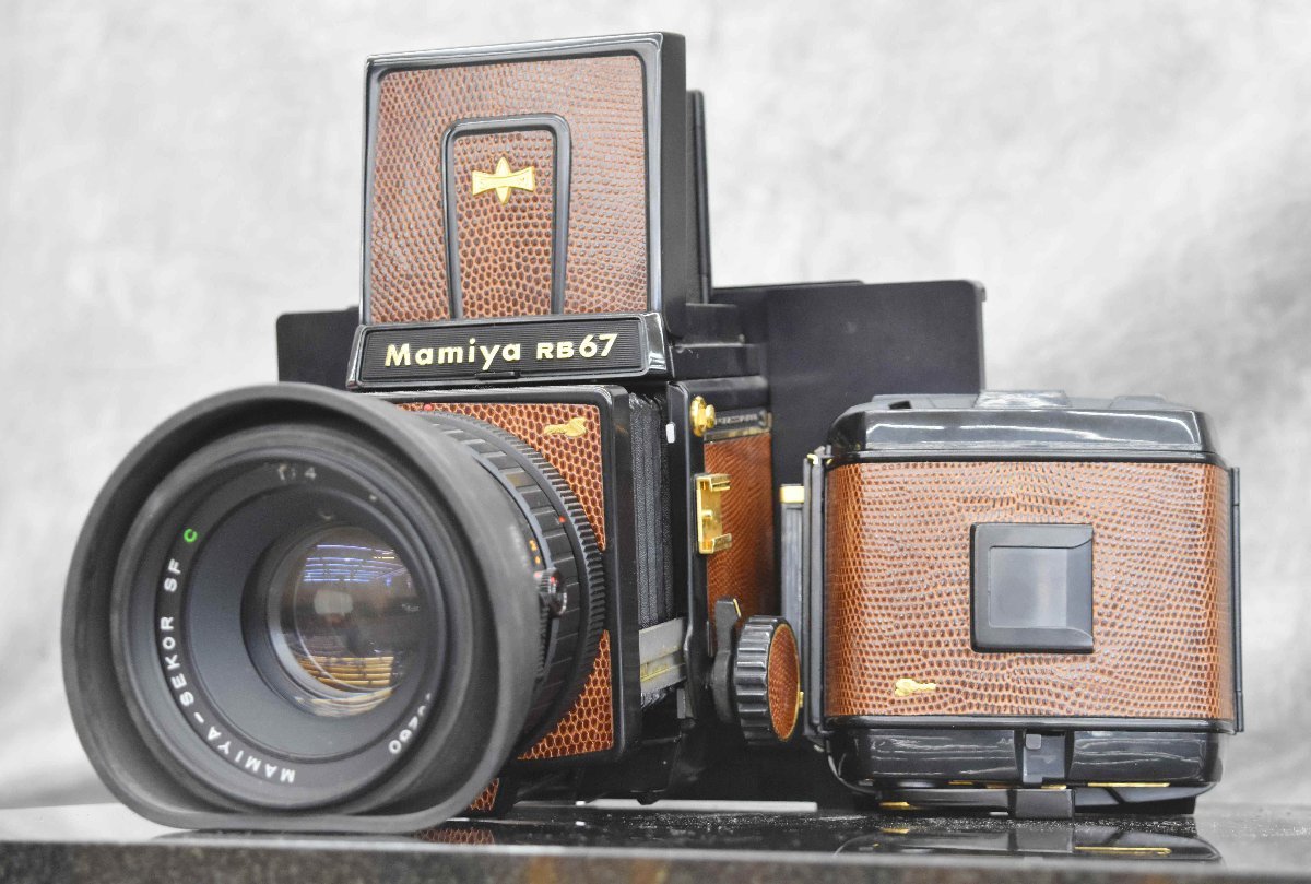 Mamiya RB67 Camera Film Pro Medium Format S 90mm Professional + SD 