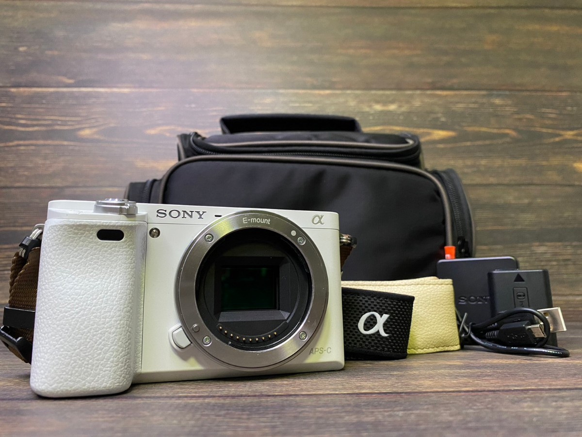 ボディ α6000 ソニー SONY ILCE-6000 一眼 ブラック ミラーレス カメラ 