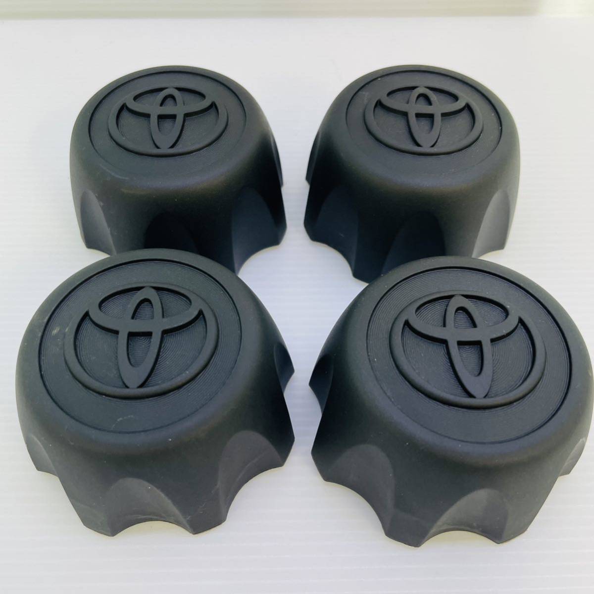 C9★未使用品 トヨタ プロボックス オーナメント センターキャップ4個セット★2686