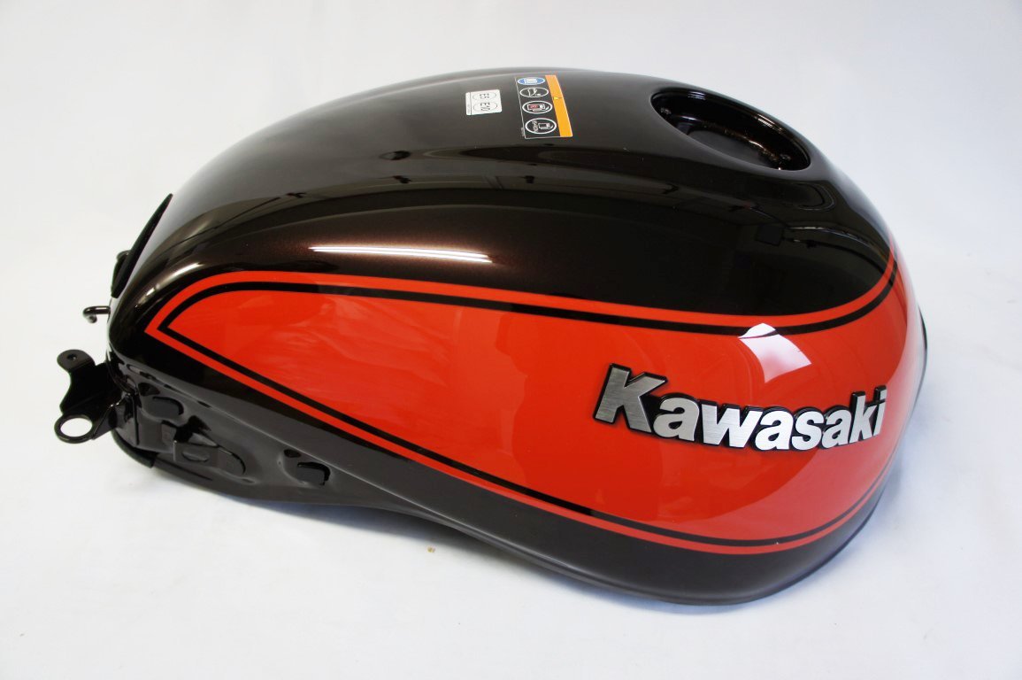 カワサキ Z900RS 2018年 純正タンク 中古 傷/へこみ有
