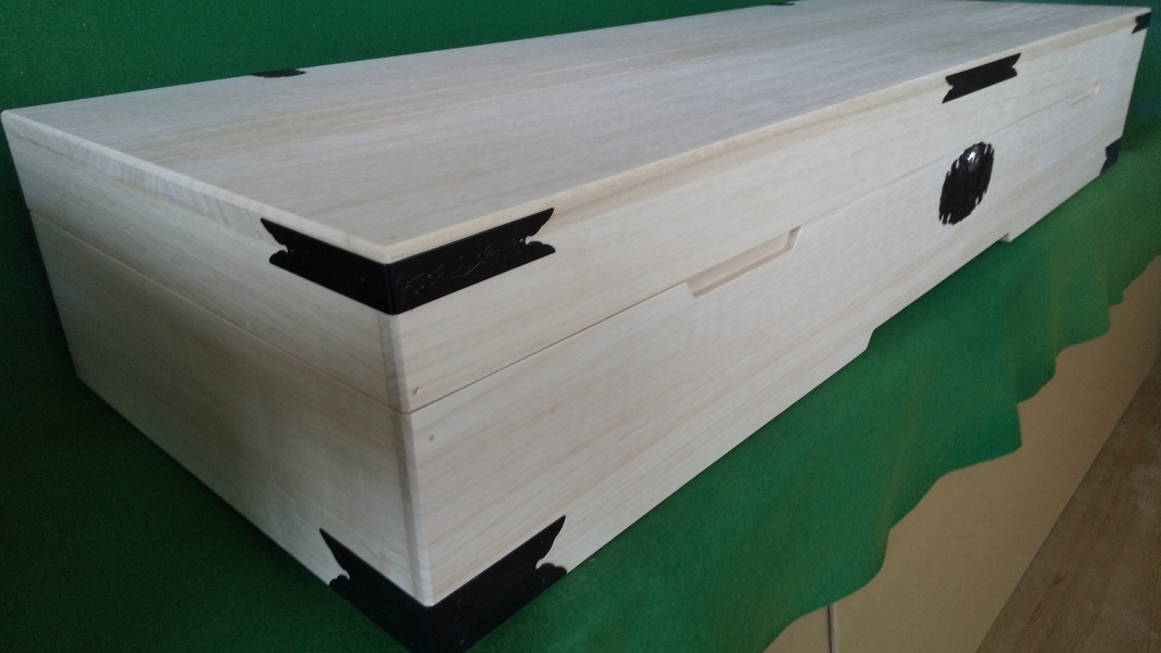 ◆錠付8振り収納総桐製・刀箱◆内法長さ115ｃｍ◆刀箪笥・保存箱・桐箱・収納箱・真剣・刀剣・大刀・太刀・日本刀・居合刀・脇差・剣道◆