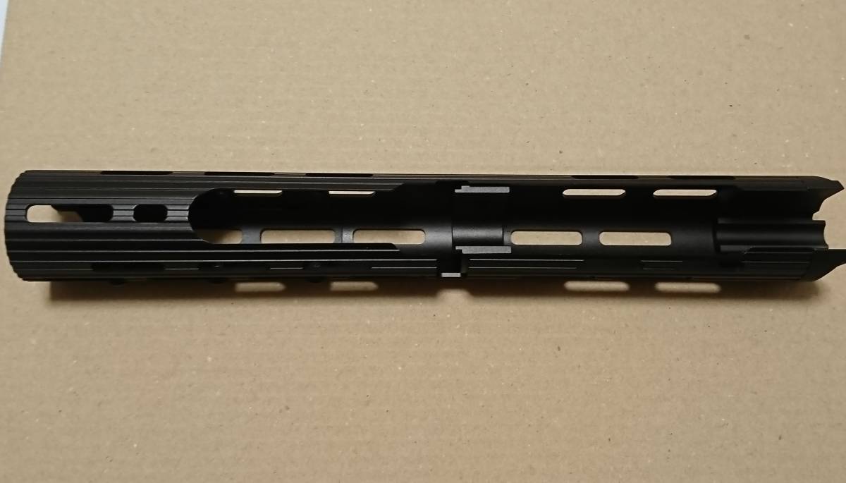 VS-24タイプ　レイルハンドガード　M-LOK仕様　マルイSTD電動AK規格　（AK47 ロシア CYMA LCT M-LOK ハンドガード &frasl;