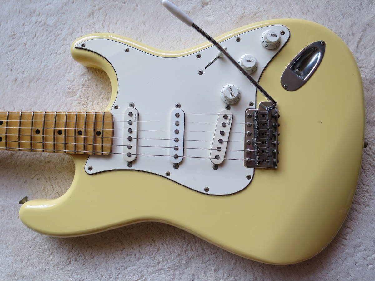 ☆FENDER JAPAN ST72-110DSC YNGWIE J. MALMSTEEN イングヴェイ