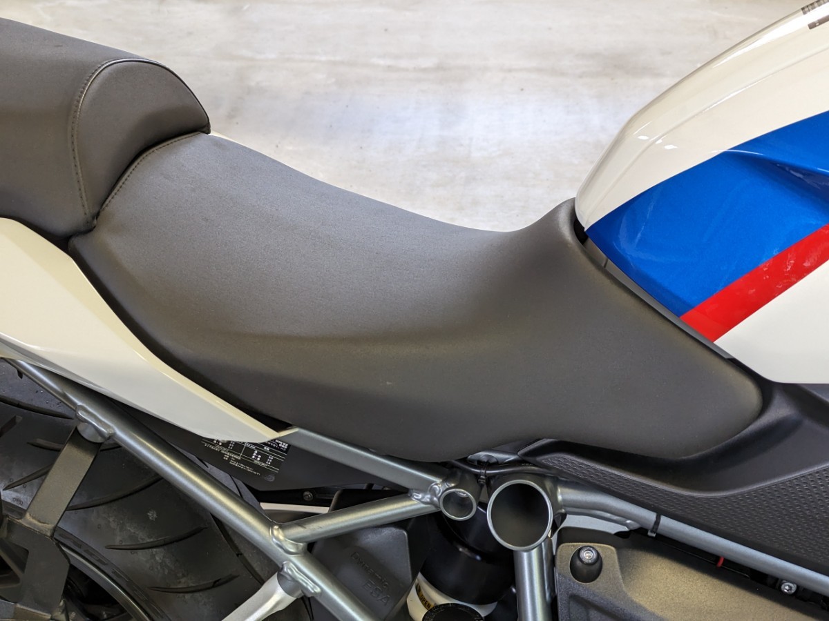 R1200RS/R ミドルシート シート高790mm BMW R1200RS 790mm バイク