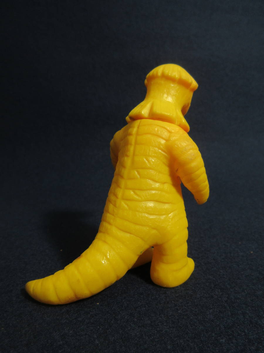 8 当時物 ソフビ ブルマァク ゴキネズラ 円谷プロ 約10cm ウルトラマン 
