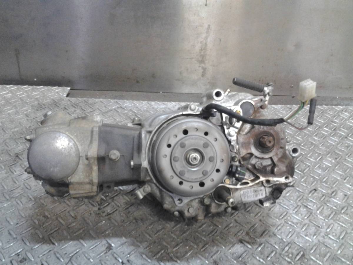 ホンダ CD50 ベンリー 12V エンジン 約 20000km台車両外し クラッチ付き ロータリー 検索　P-159 モンキー ゴリラ ダックス シャリー カブ
