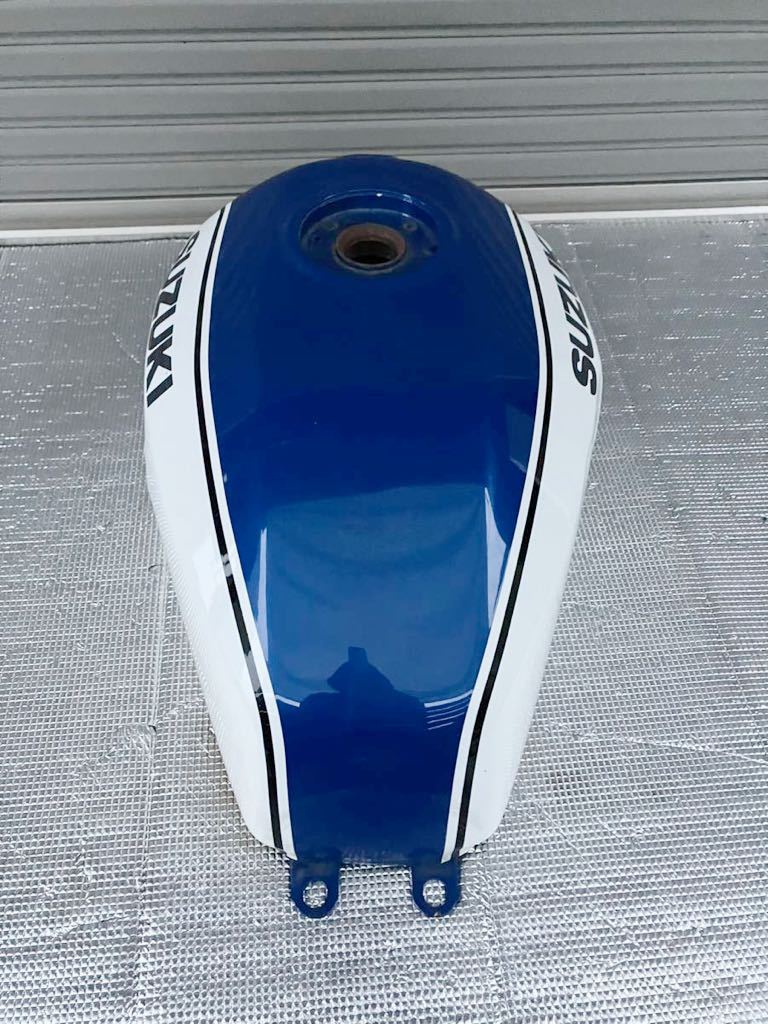 最安値】 gsx400 インパルス タンク 凹みあり 【公式通販】