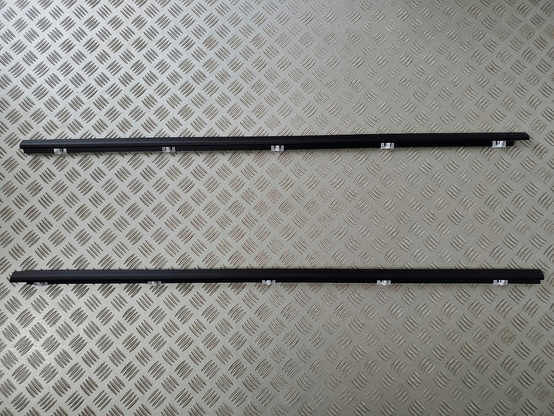 税込/新品】シビック EG6 ホンダ純正ドアベルトモールディングASSY  