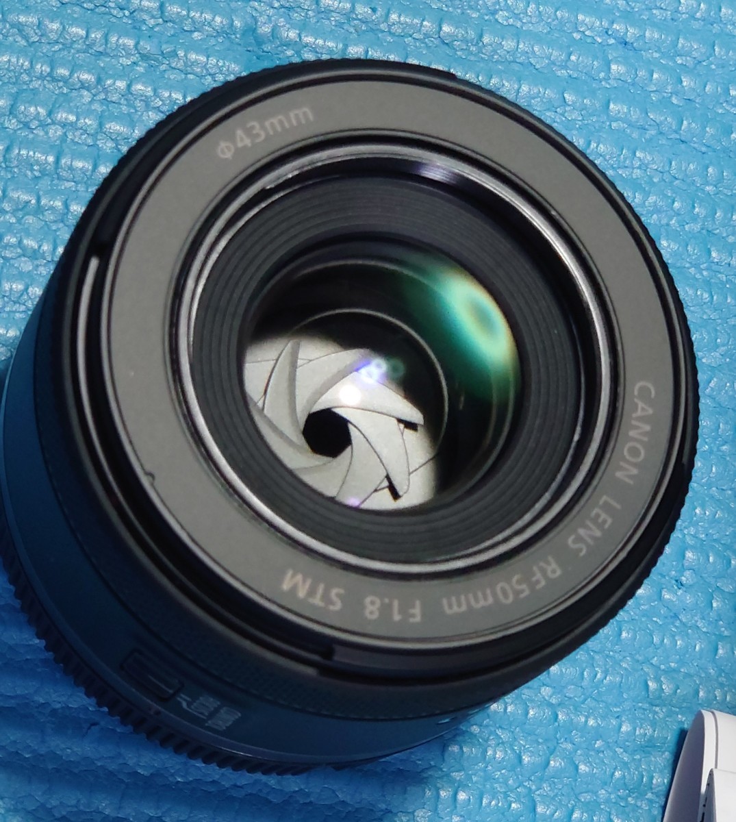 【美品】Canon RF50mm F1.8 STM / フード、フィルター付 美品》Canon RF50mm F1.8 STM Canon RF50mm f1.8 stm（レンズフード