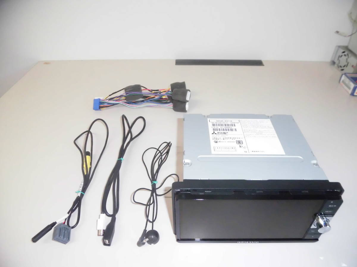 N2418 ダイハツ【DAIHATSU】純正 MITSUBISHI メモリーナビ NMZM-W68D (08545-K9116) 中古品