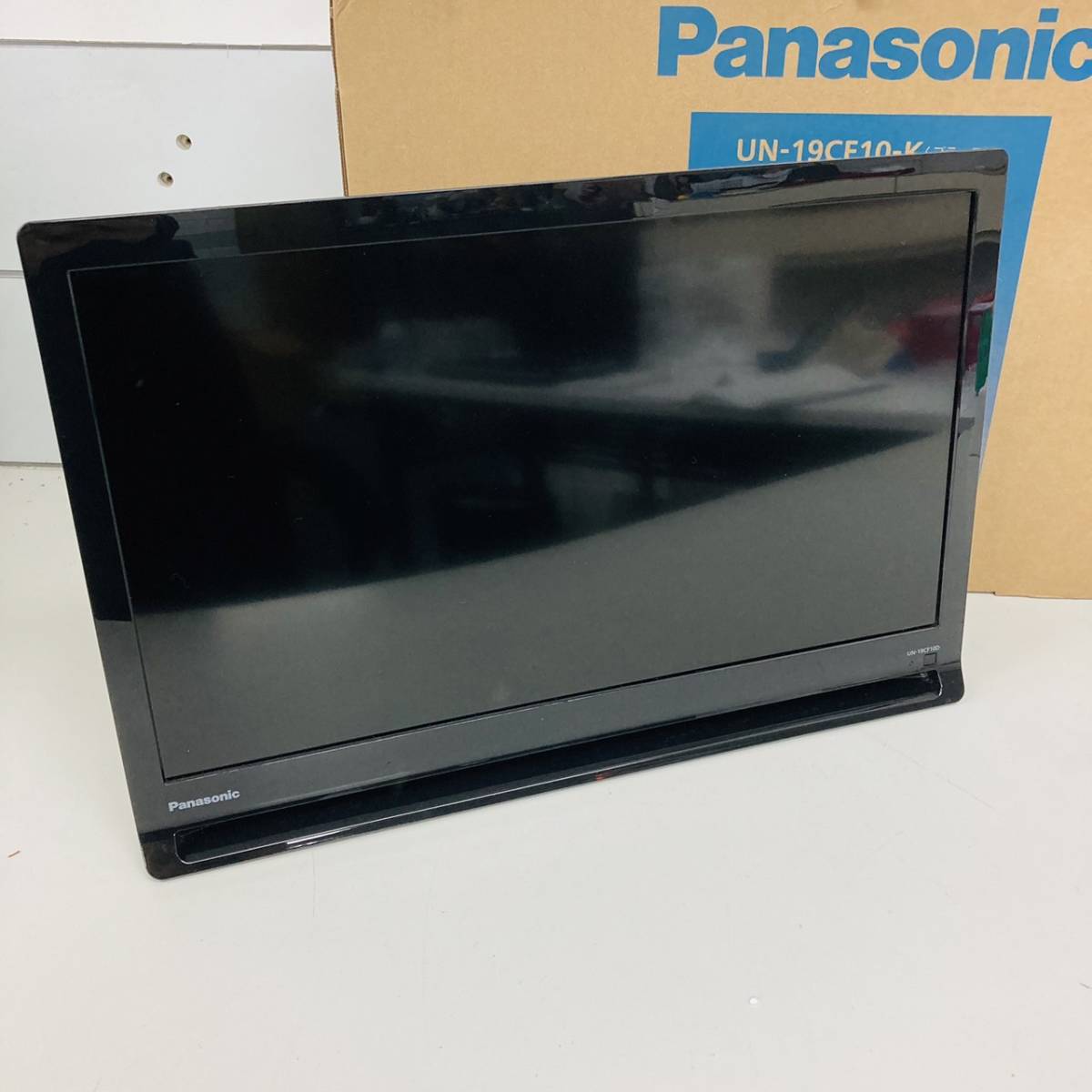 Panasonicプライベートビエラ UN-19CF10D 年式2022年製 【公式通販】