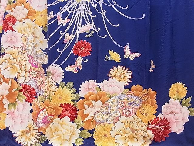 着物屋こころ□豪華振袖 駒刺繍 花蝶文 乱菊 金彩 着丈169.5cm
