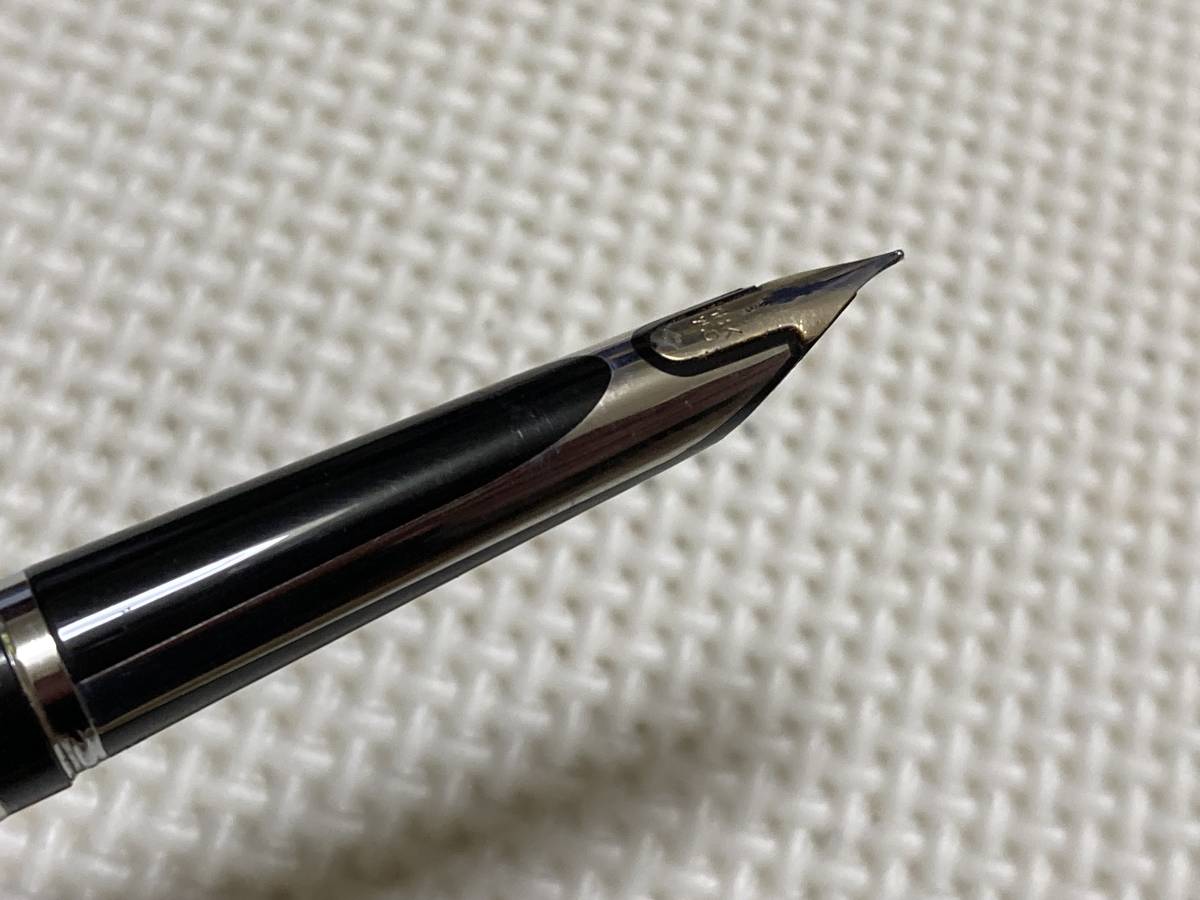 ◇WATERMAN WATERMAN 万年筆 ペン先18K 750 C⁄F PLAQUE ARGENT G 