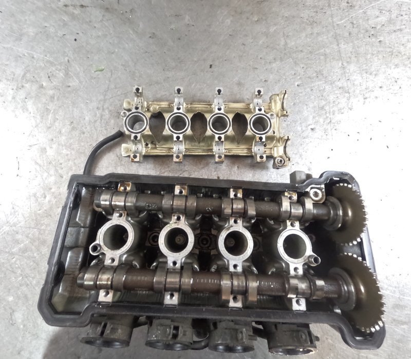 RGA-39A バリオス 純正 エンジン シリンダーヘッド バルブ ZR250A-059