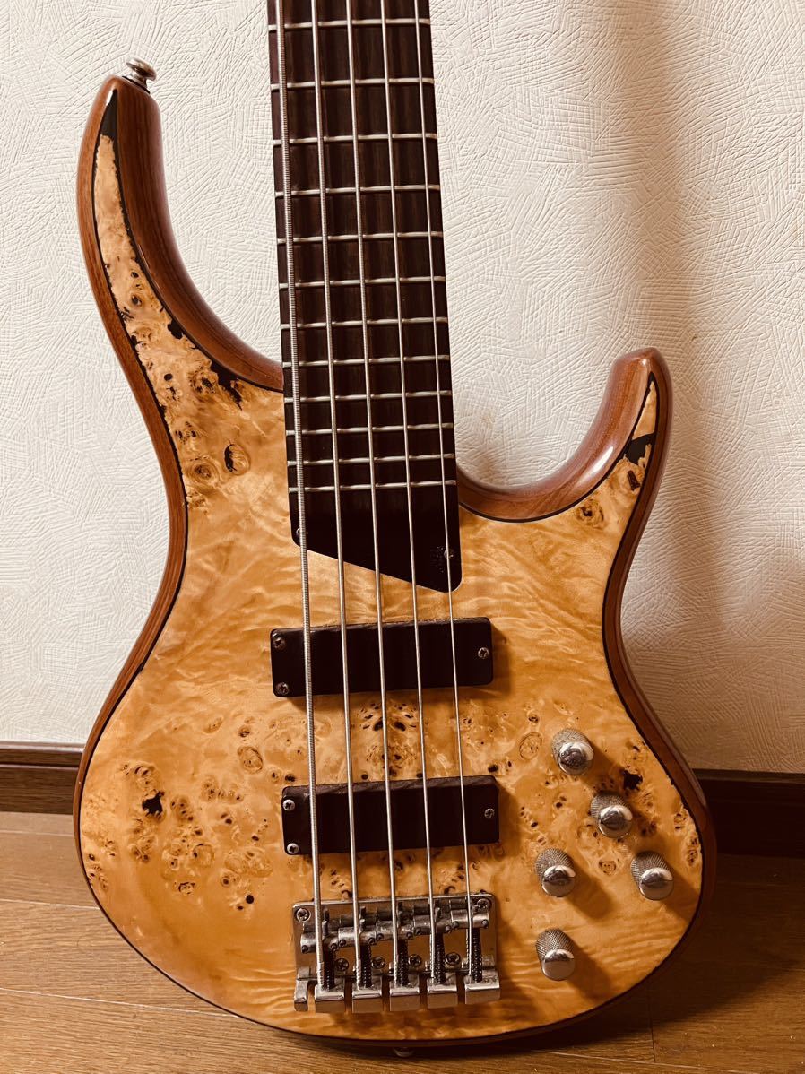 難あり】MTD Kingston Z5 エレキベース 5弦 新品ペグ付き(エレキベース 