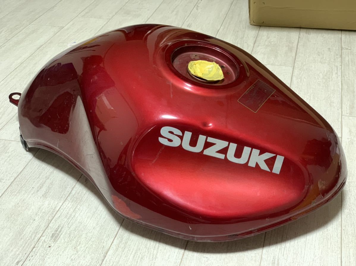 スズキ GSF1200 GV75A 燃料タンク GSF1200 ガソリンタンク GV75A