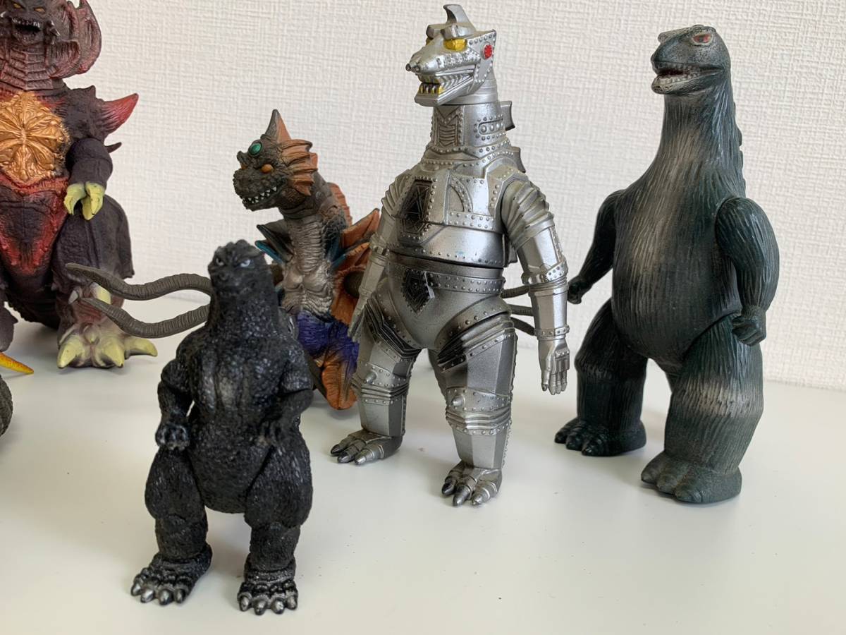 ゴジラ・ストア限定 × こがねむし 超弩級デストロイア マルサン ゴジラ
