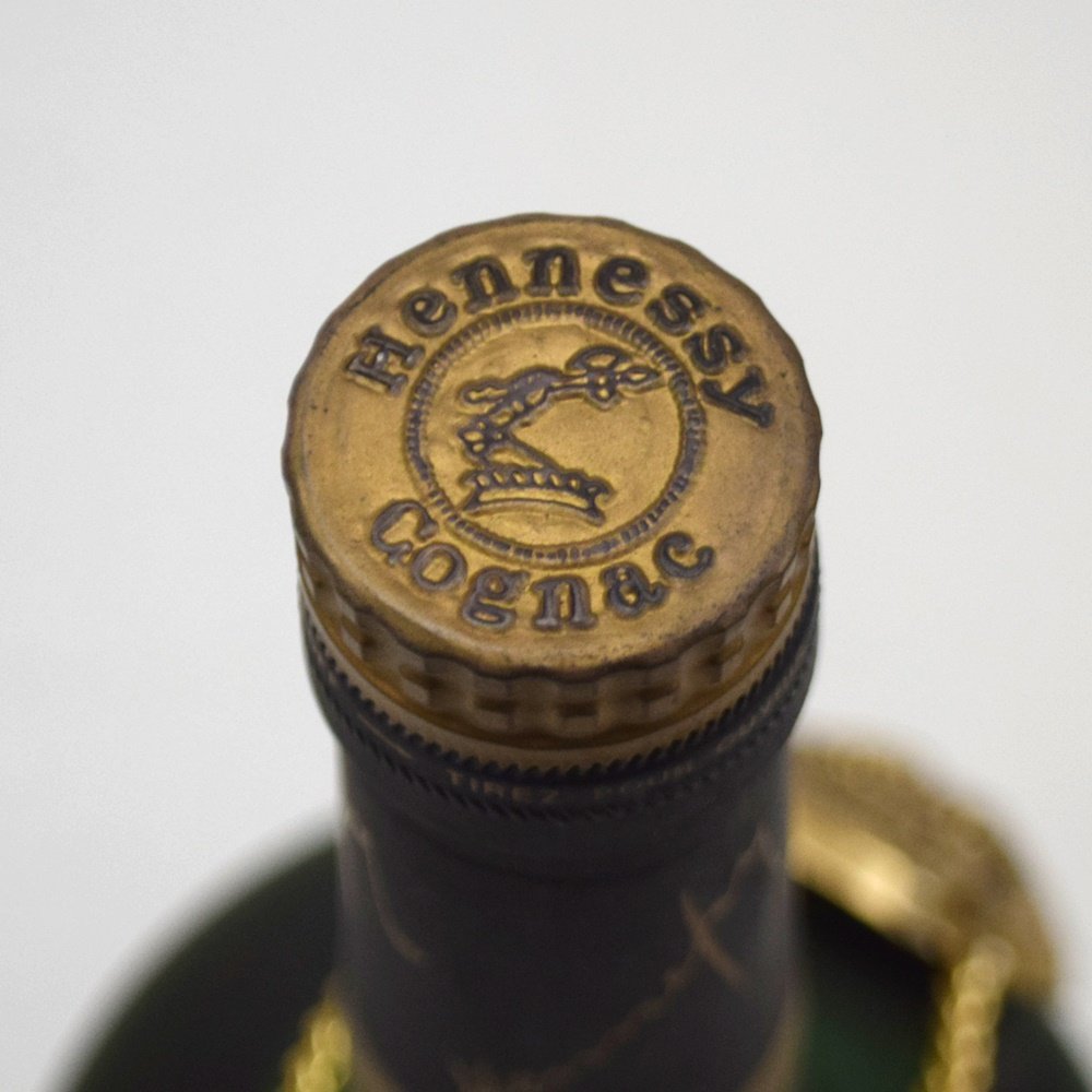 未開栓 ヘネシー ナポレオン コニャック 金キャップ 700ml 40% 箱付き