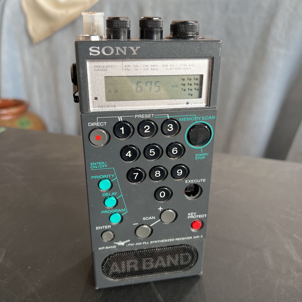 k5-1 SONY ソニー AIR BAND エアーバンド FM AM PLL レシーバー AIR-7