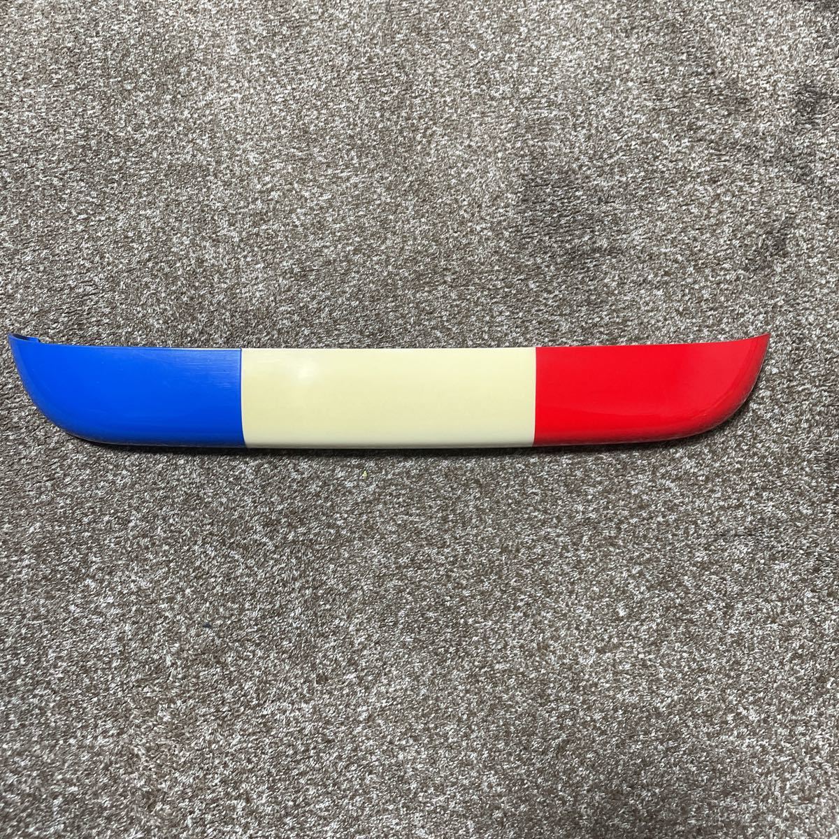 本物保証，送料無料 ルノー カングー2 デカングー トリコロールセレクション リアライセンスプレートランプカバー ナンバー灯 カバー トリコロール(外装)｜売買されたオークション情報、yahooの商品情報をアー ルノー用