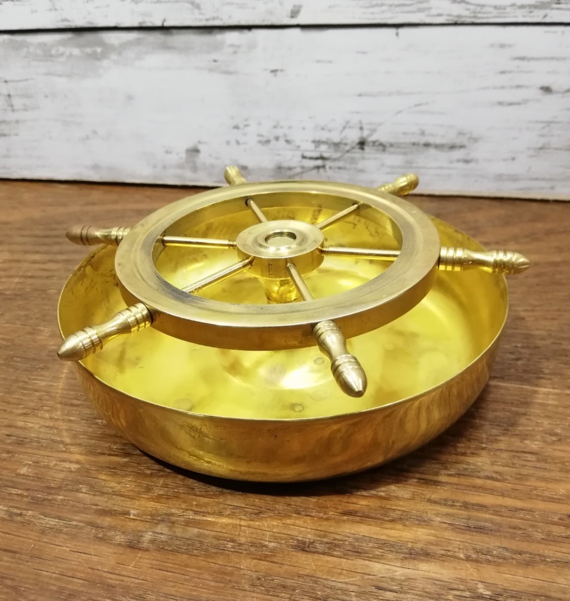 真鍮製 灰皿 アッシュトレイ 舵 操舵輪モチーフ 小物入れ トレー 