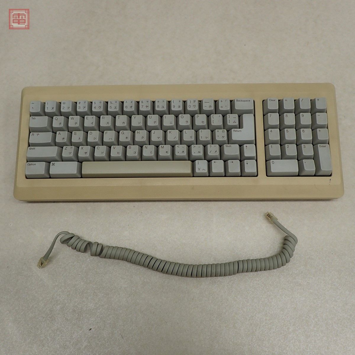 Macintosh Plus Apple Mac | - M0001A Keyboard Plusのキーボードと