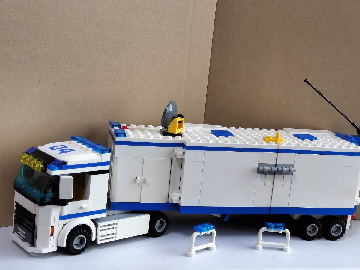 送料無料即決希望 レゴ (LEGO) シティ ポリスベーストラック本体 60044 
