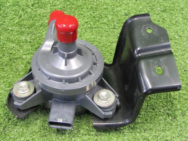 人気セール，格安 ハリアー AVU65W ウォーターポンプ インバーター用 G9040-48010 送料 S(ウォーターポンプ)｜売買されたオークション情報、yahooの商品情報をアーカイブ公開 - オークファン トヨタ用