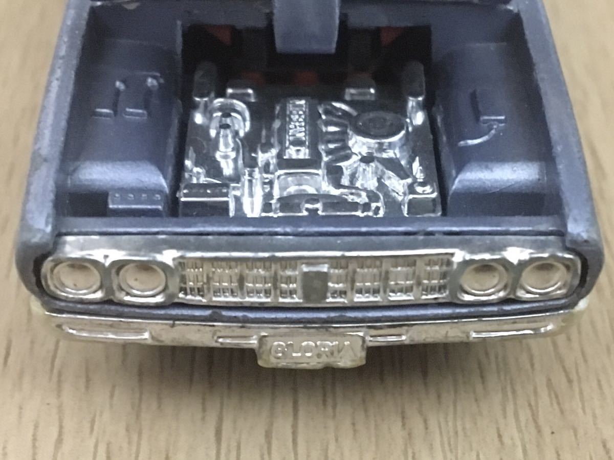 tomica DANDY NO.15 NISSAN グロリア バン 日本製 1/49