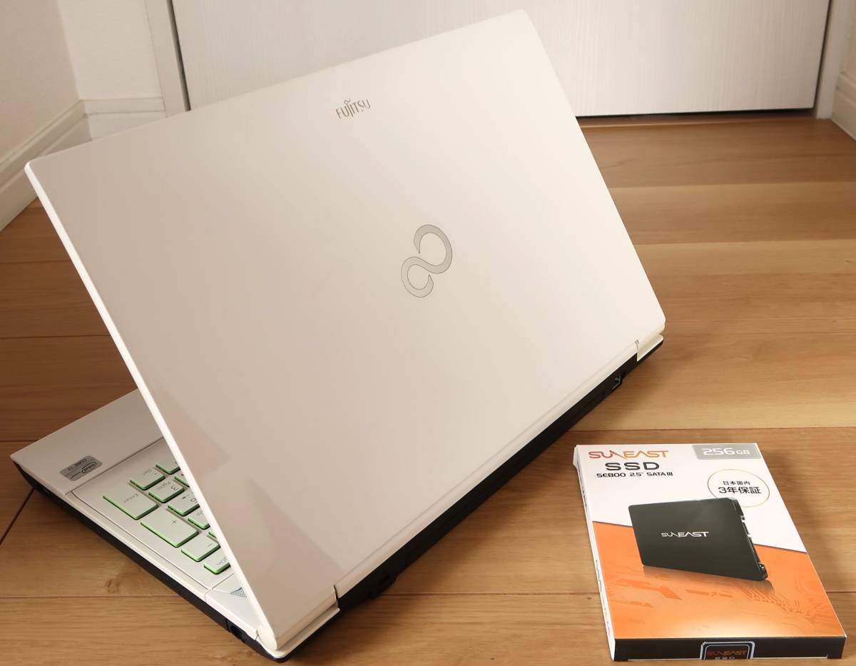 Core i5 パソコン メモリ8GB 極上品⁄新型Window11搭載⁄富士通⁄爆速6