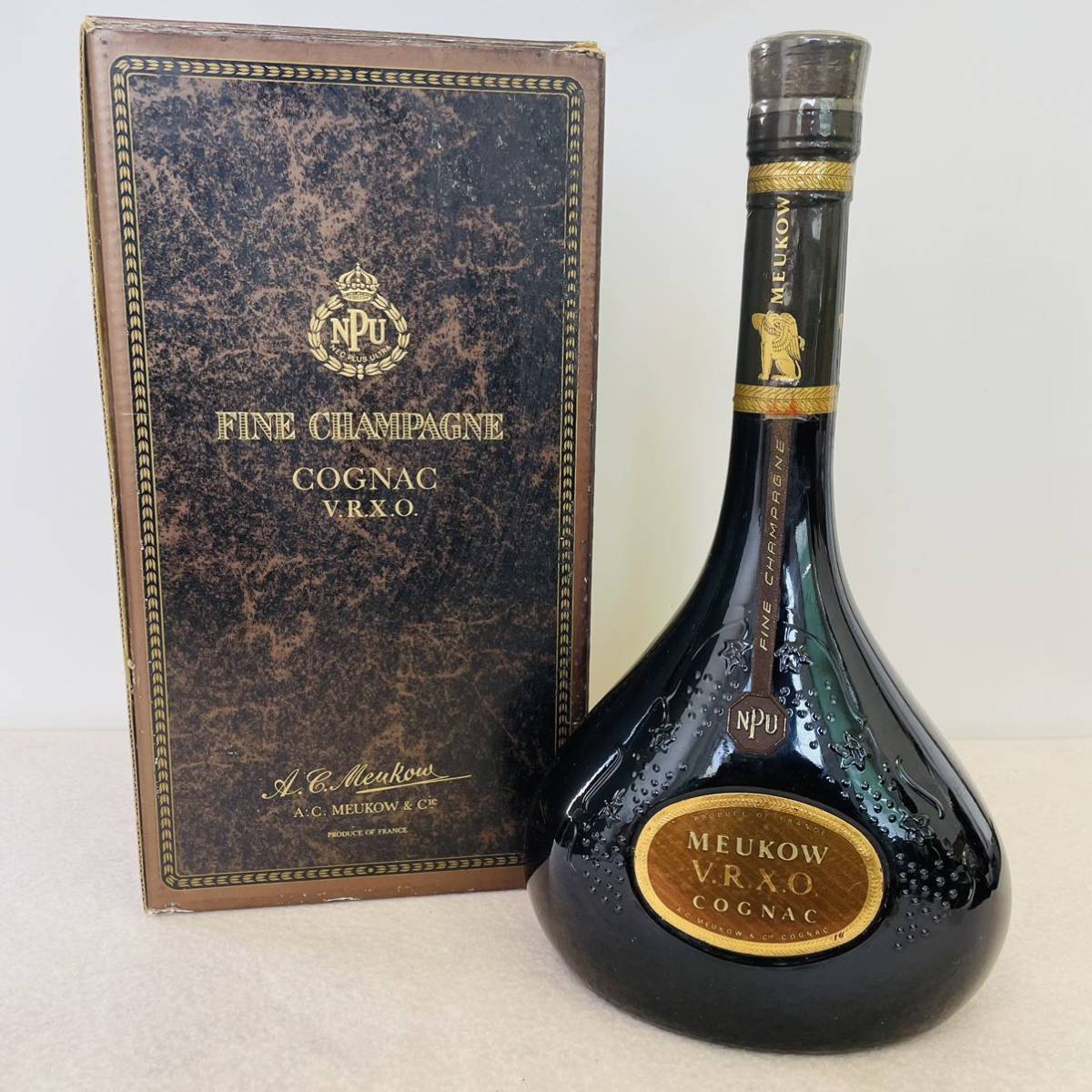 ナポレオン コニャック 古酒 カミュ NAPOLEON 700ml 古酒の通販 未開栓