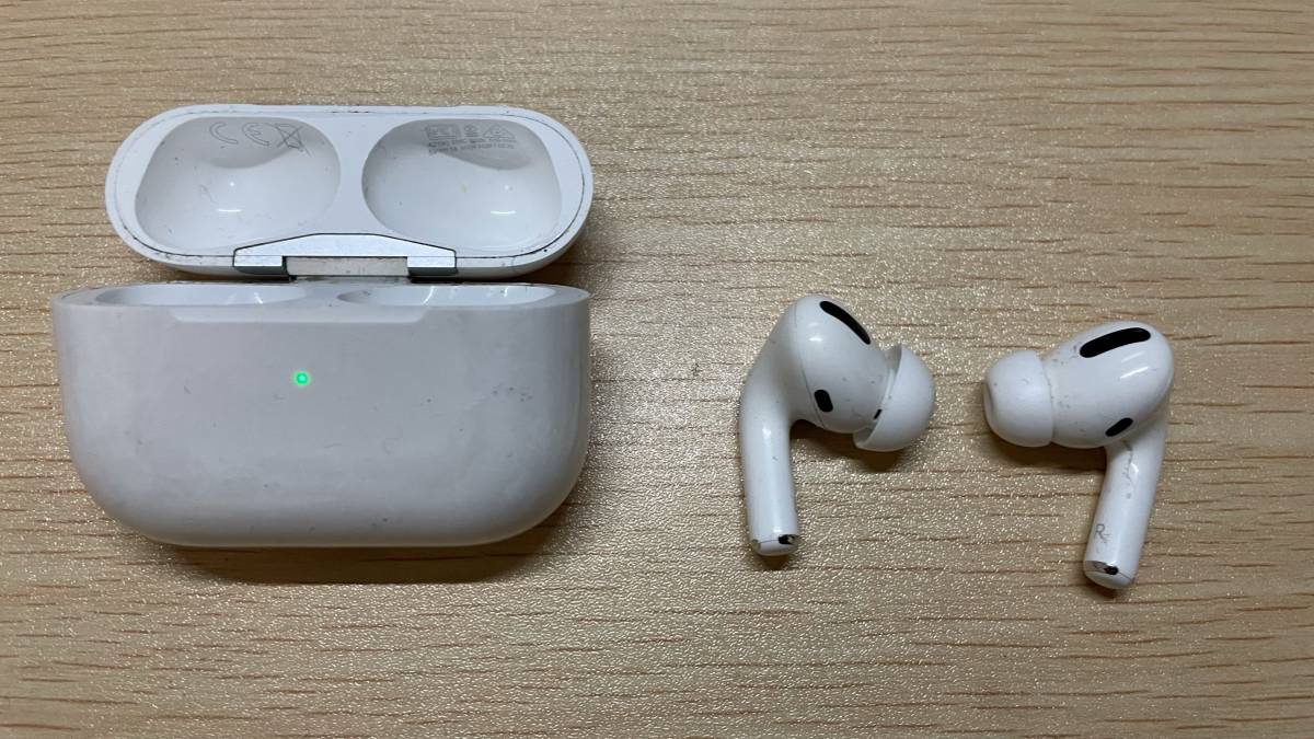 中古　Apple AirPods Pro 第1世代_2