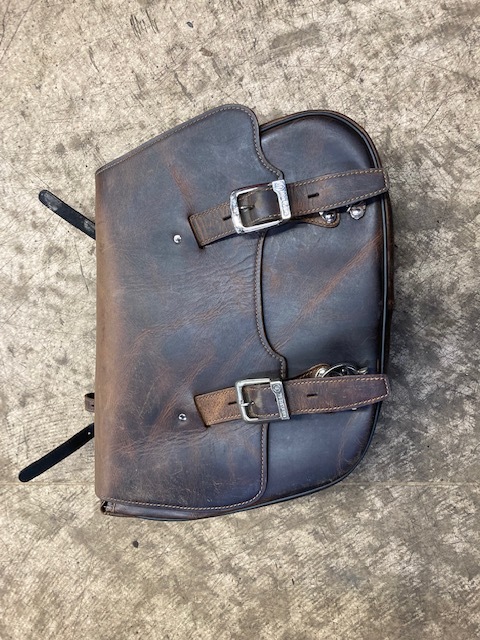 ☆ＤＥＧＮＥＲ・デグナー製☆本革・レザー☆サイドバッグ・サドルバッグ☆ハーレー・アメリカンなどに☆