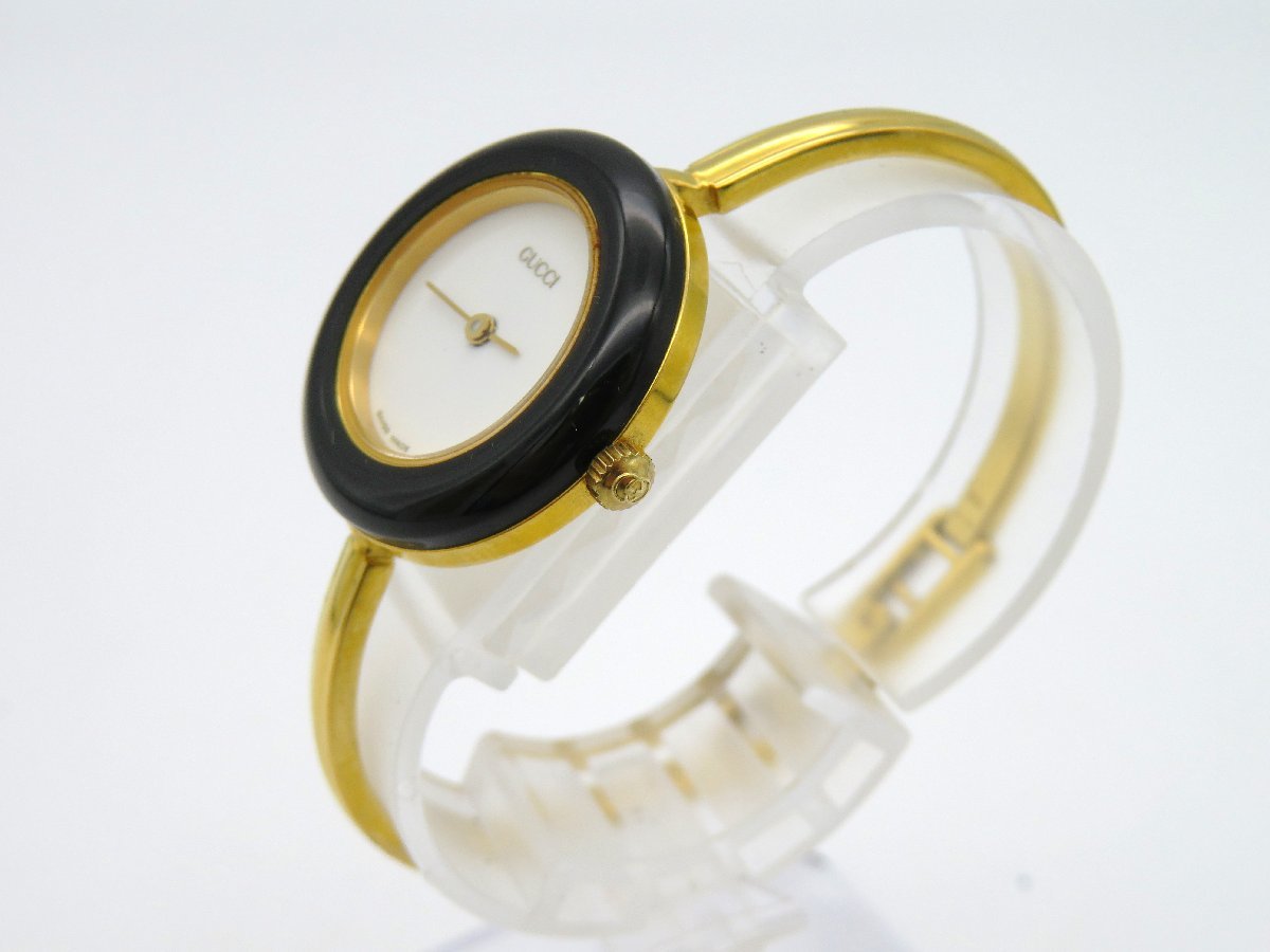 ✨稼働✨GUCCI 11⁄12.2チェンジベゼル 白クオーツケース付き