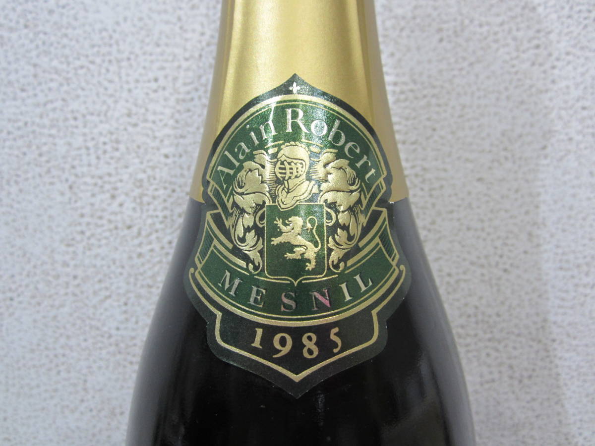 アラン ロベール ル メニル トラディション 1985 木箱付き 750ml