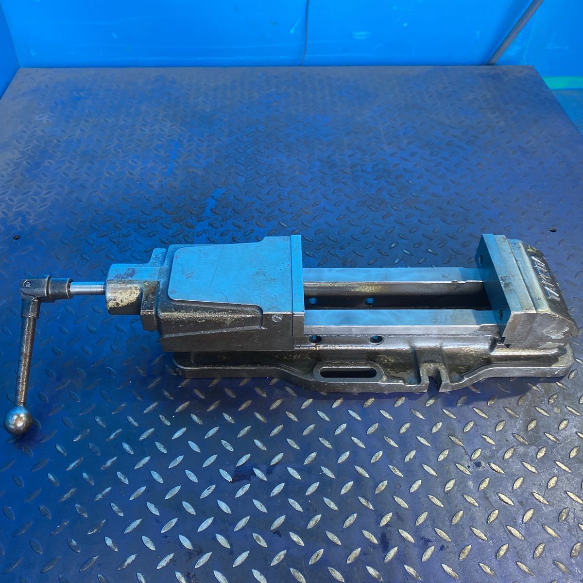 T3119 TAKEDA 武田機械 バイス 口幅:約178mm 最大口開き:約303mm