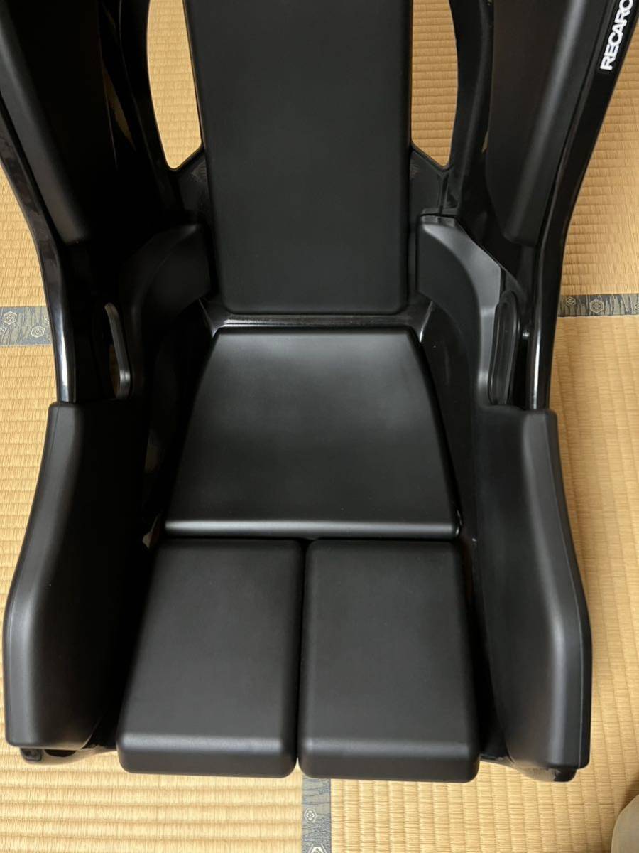 レカロ PRO RACER RMS 2700G NON-FIA 美品 PRO RMS 2700G information