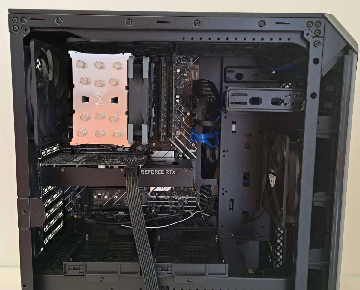 ☆ドスパラ ガレリア☆i7-12700☆RTX3060Ti☆メモリ32GB☆SSD1TB 