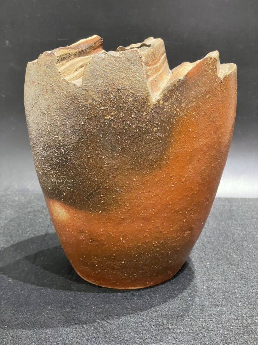 備前焼　川端文男　窯変手鉢　共箱　 美品 備前焼【 川端 文男 】造【 扁壺 】共箱・共布・栞付属 状態美品 完品