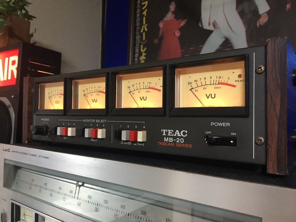 ビンテージ動作品】 TEAC 4連VUメーター MB-20 TASCAM シリーズ MB-20