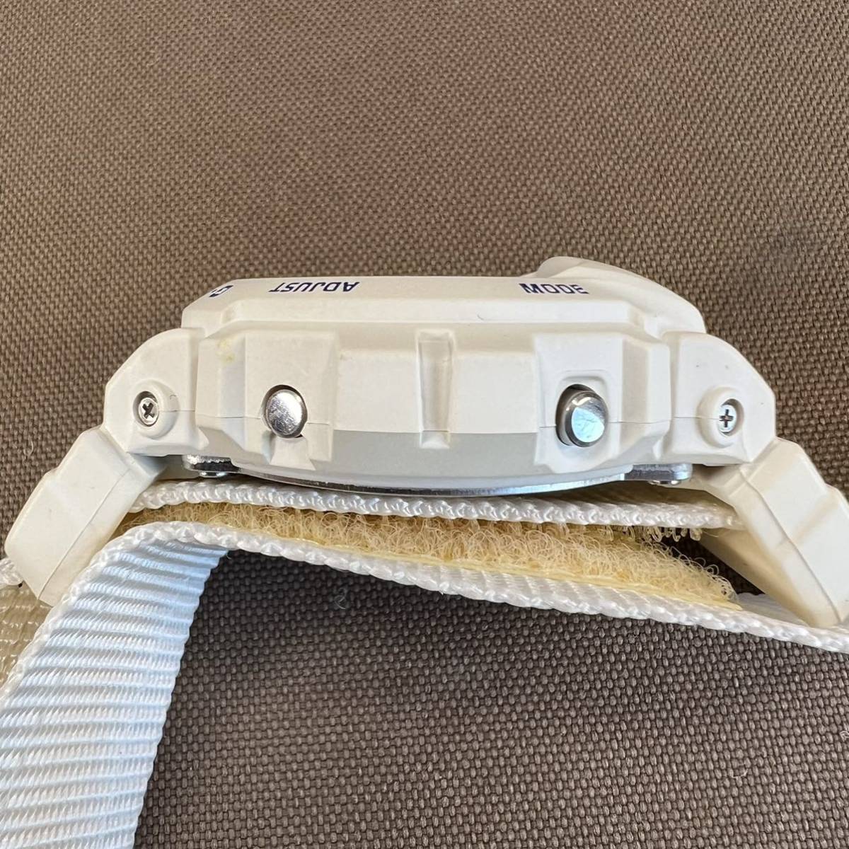 美品】CASIO G-SHOCK DW-6697 限定 ラバーズコレクション デビル  