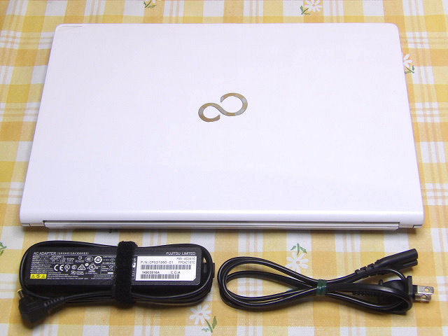 □タッチパネル 超高解像度 LIFEBOOK SH90/M Core i5-4200U 10GBメモリ