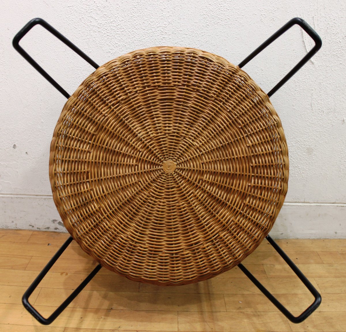 ◇◇【美品】IDEE WALLABY LOW TABLE ROUND Black ブラック スチール 