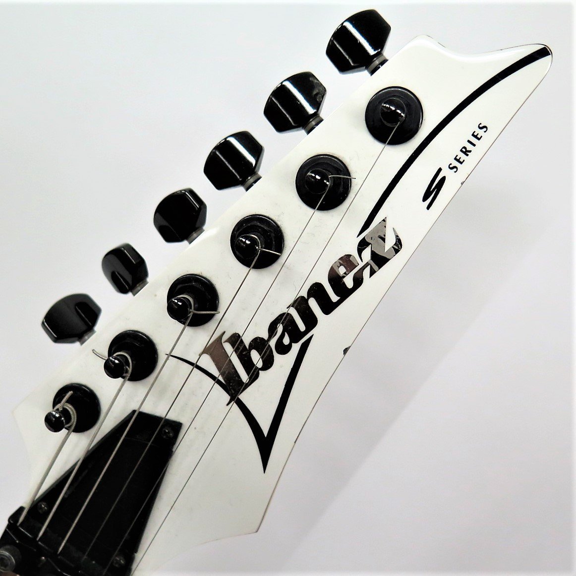 1円～ Ibanez アイバニーズ Sシリーズ S570B エレキギター ホワイト