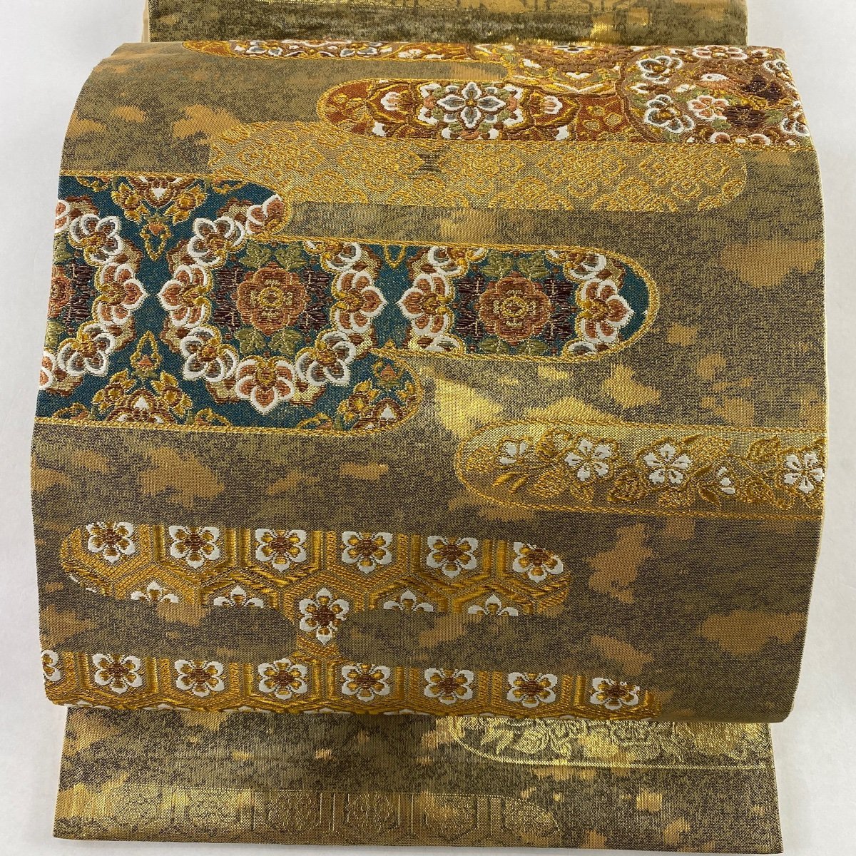 袋帯 秀品 ヱ霞 華文 金糸 箔 金色 お太鼓柄 正絹 【中古】