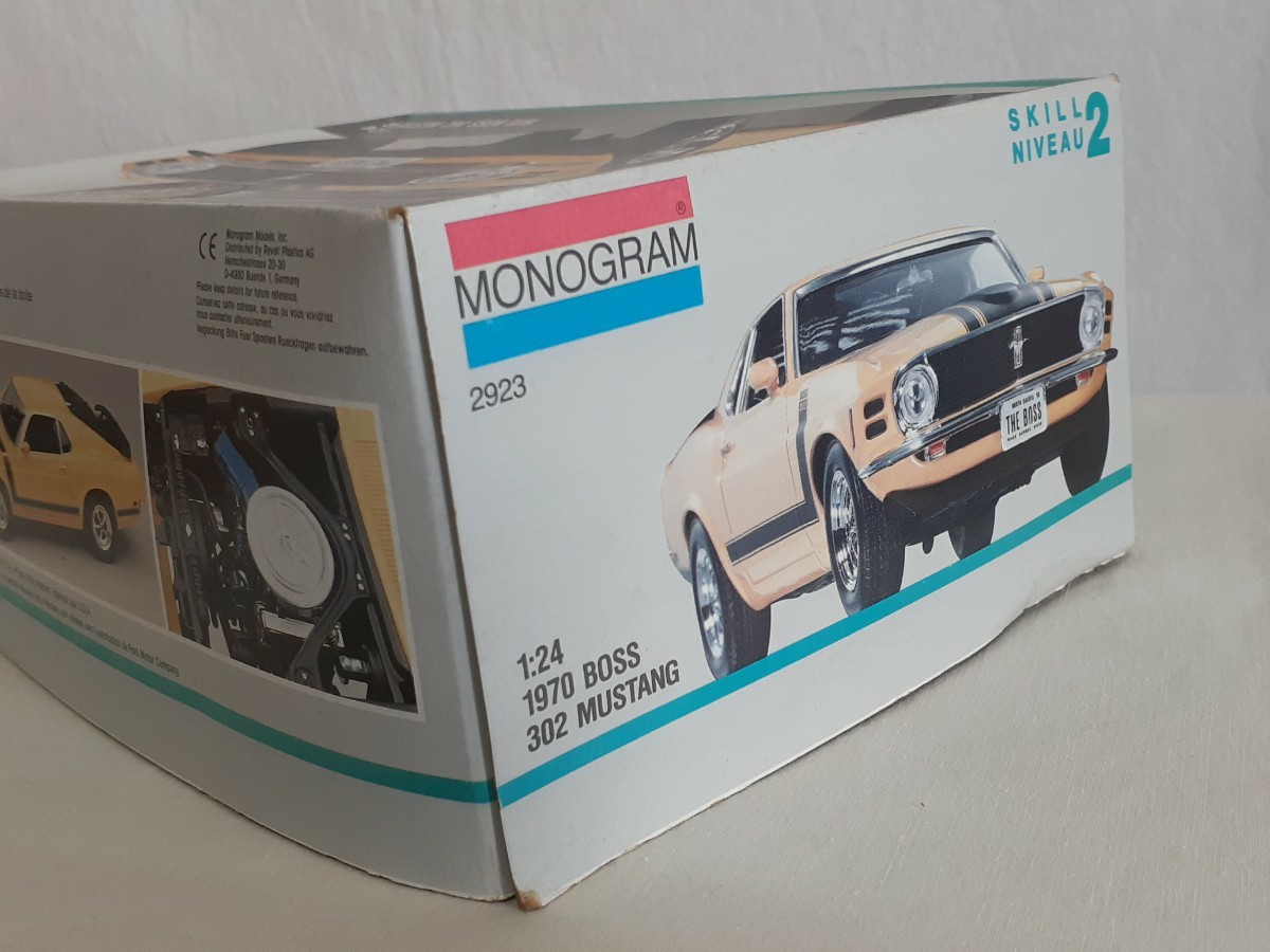 未組立 MONOGRAM 1/24スケール 1970 FORD BOSS 302 MUSTANG プラモデル 