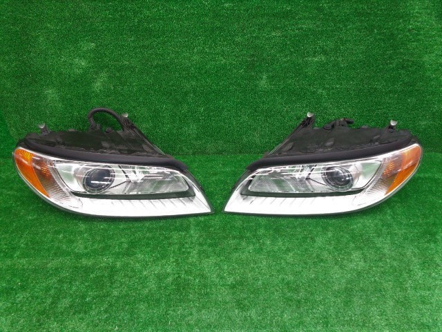 美品!! VOLVO ボルボ V70 BB BB5254W 純正 HID キセノン 