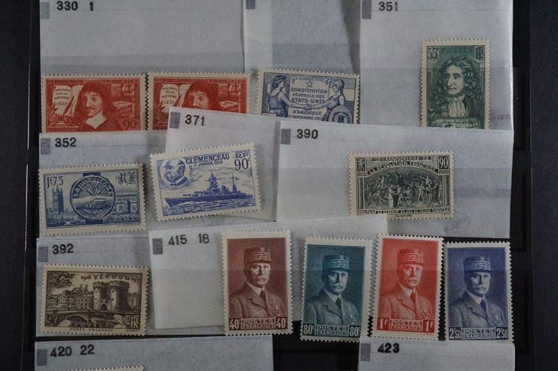 712)外国切手 古いフランス切手 戦前1940年~1944年代 93枚 未使用 極美