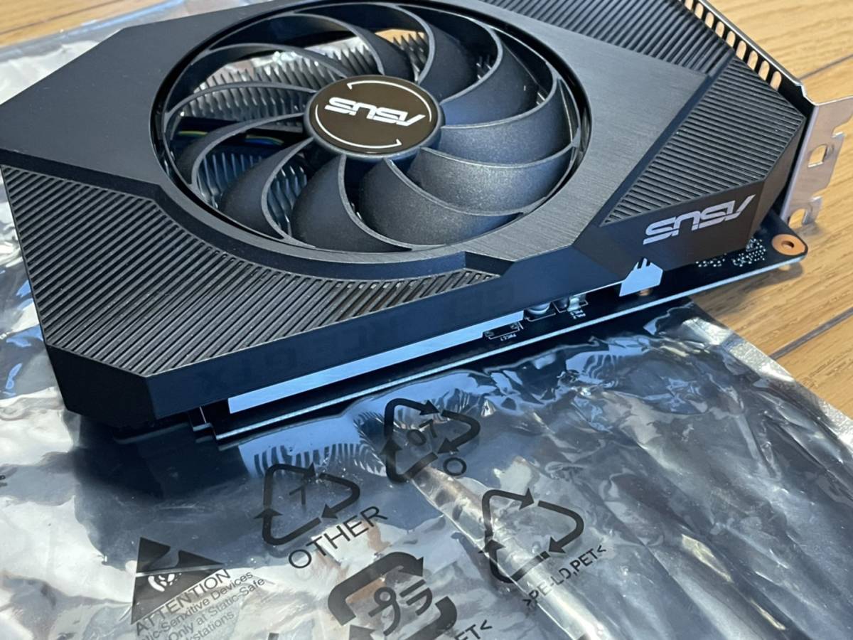 ほぼ未使用 ASUS GTX1650 NVIDIA GeForce Phoenix PH-GTX1650-4GD6