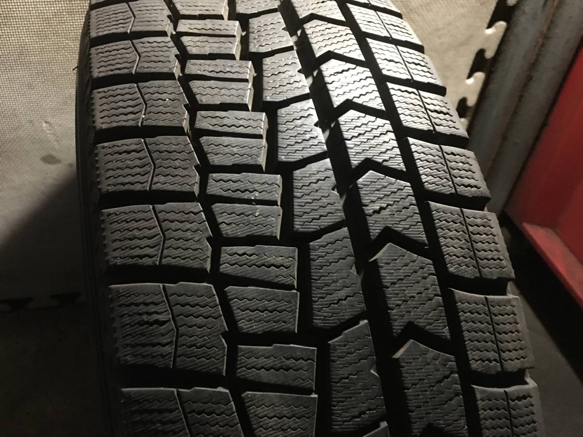 夏特価【NV350キャラバン】バリ山215/60R17スタッドレスタイヤ＆17×6.5 